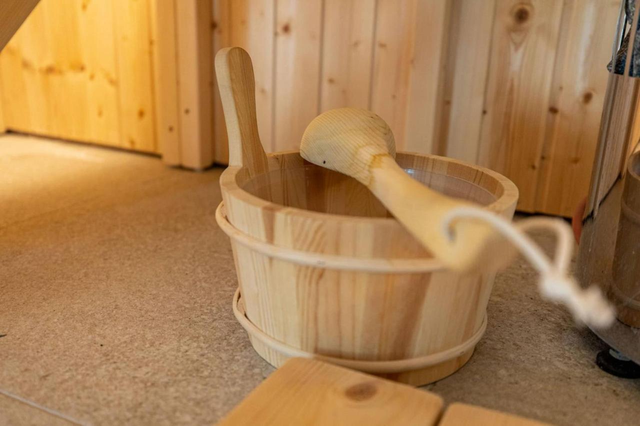Aszuvilag Rezidencia With Sauna & Jacuzzi Legyesbenye Dış mekan fotoğraf