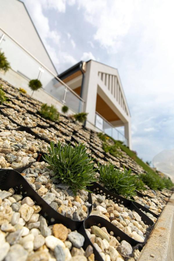 Aszuvilag Rezidencia With Sauna & Jacuzzi Legyesbenye Dış mekan fotoğraf